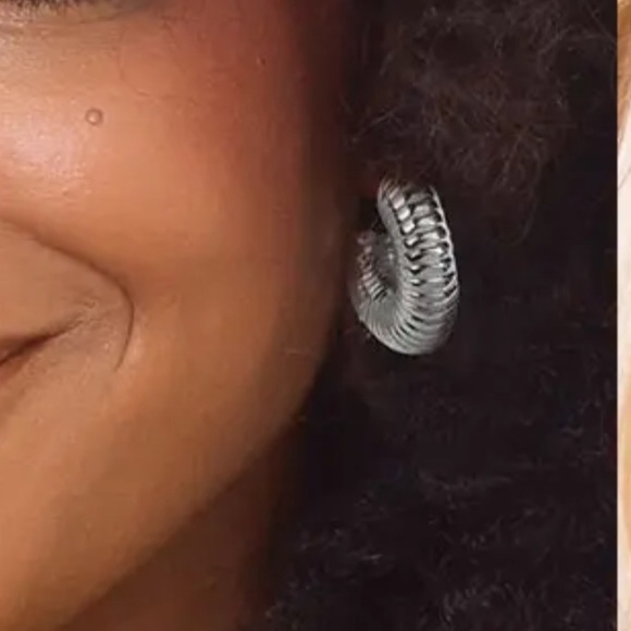 NWT Embraceable Silver Earrings Hollow Style Hoops Chunky - Picture 2 of 7